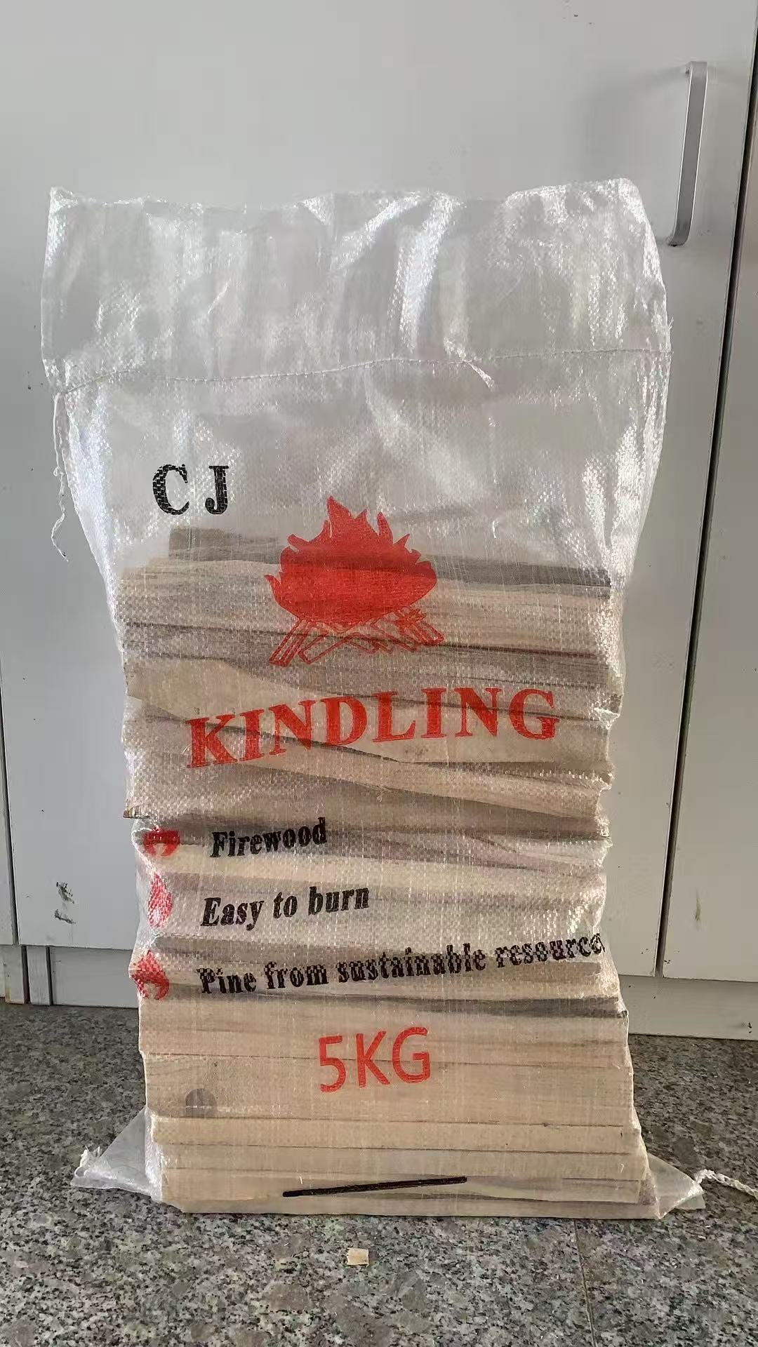 1 Bag x 5kg Pine Wood Strip Kindling – Kiln-Dried Radiata Pine Firewood | Fast Ignition | Melbourne